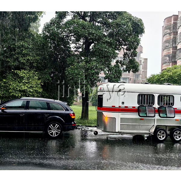 济宁三马位方头车