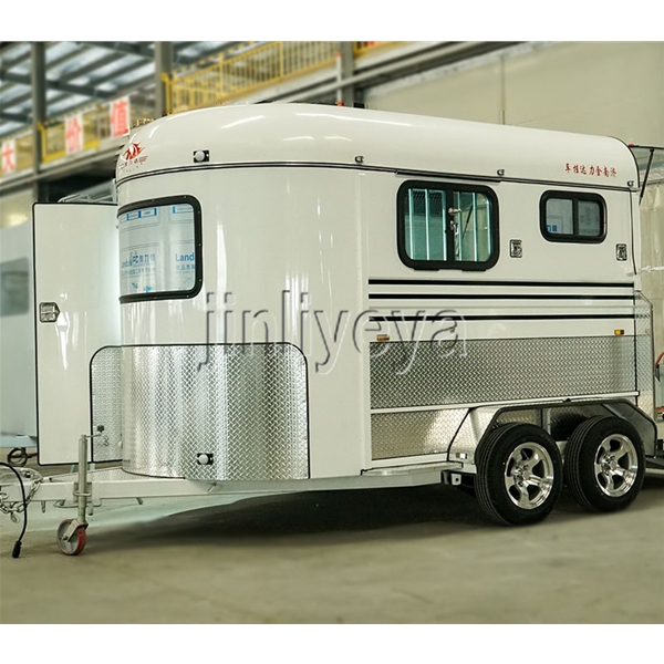 济宁两马位马车