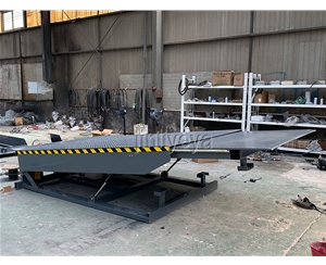 济宁固定登车桥